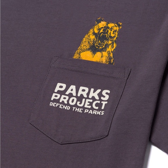 NWT Parks Project Bear Pocket Tee/ Graphite/XS - Picture 3 of 6